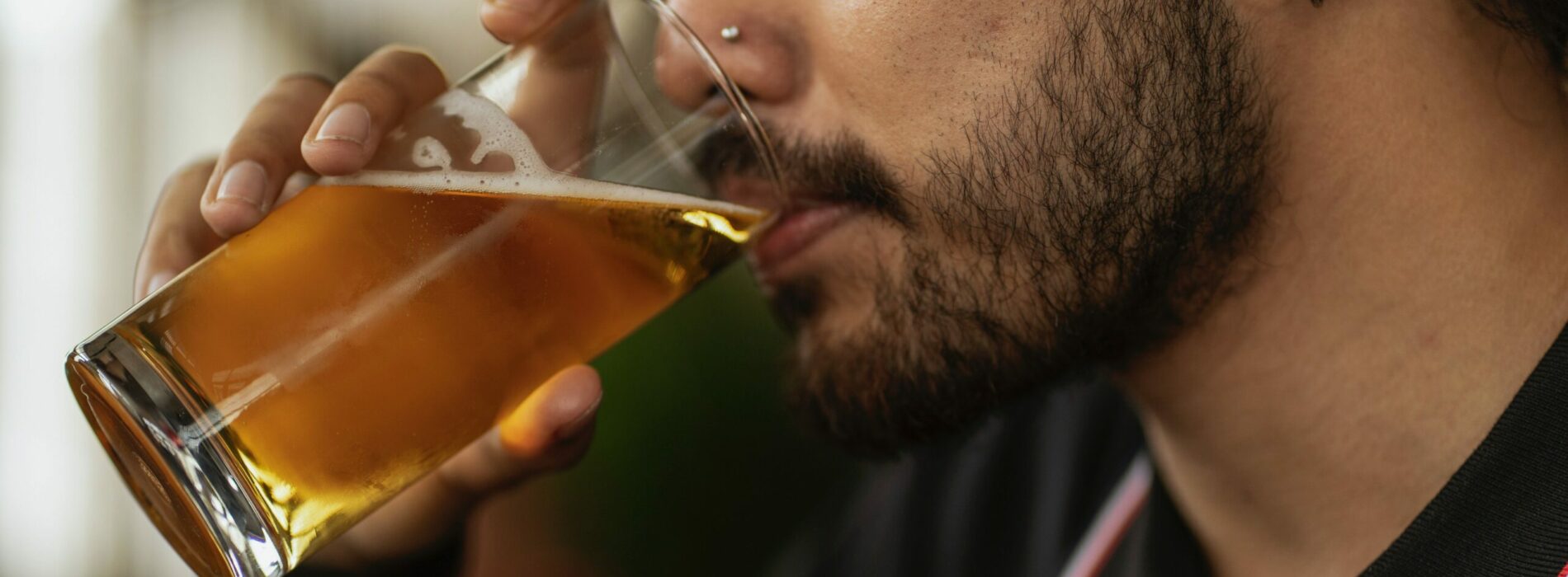 Alkoholizm: Oznaki i objawy